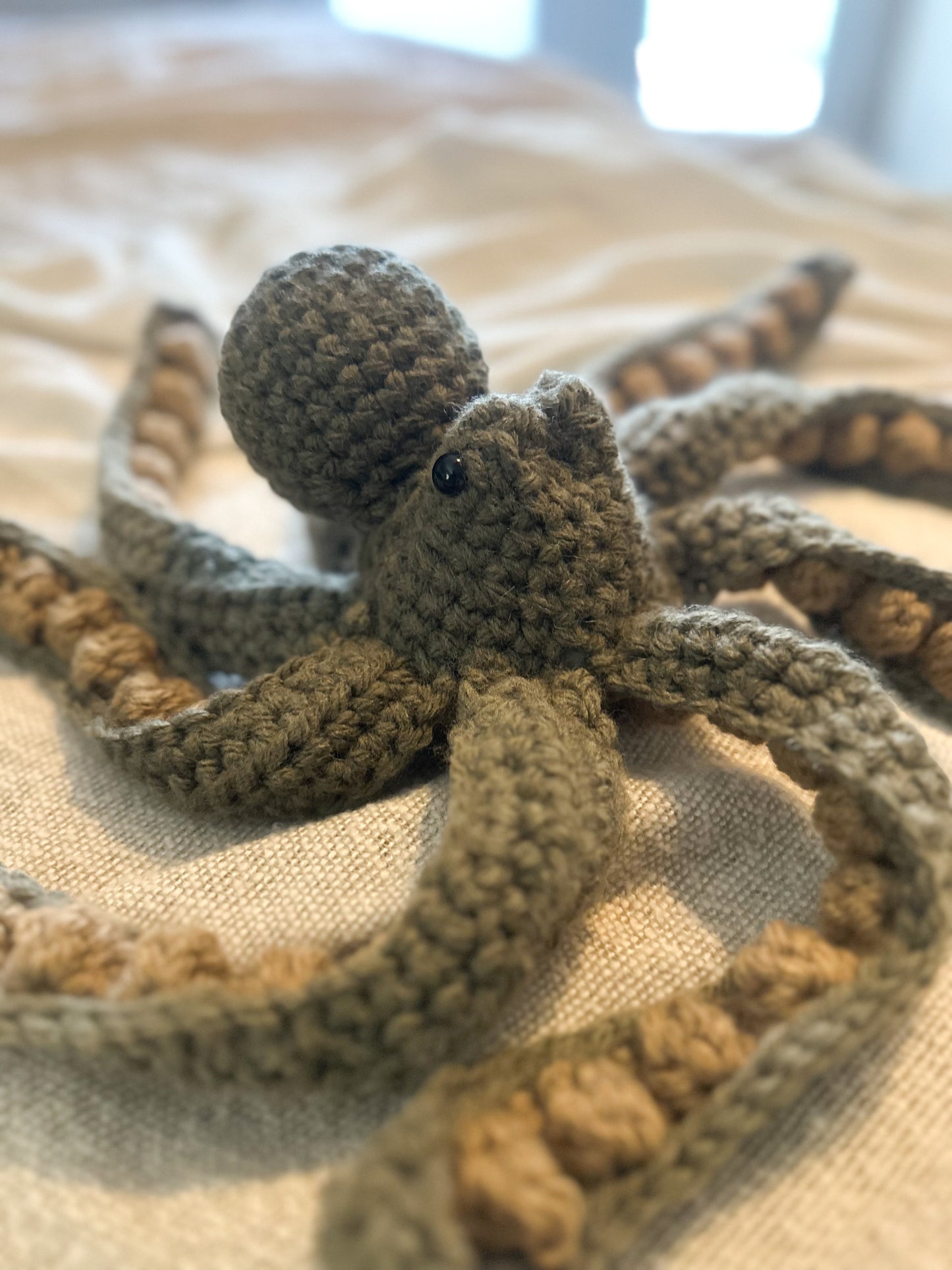 Octopus Stuffie Small - Wool