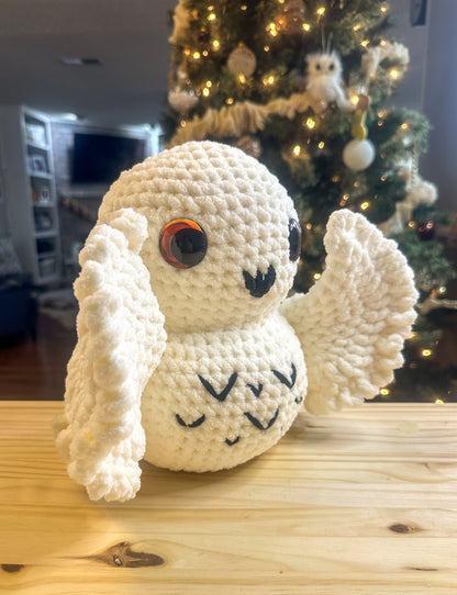 Crochet Hedwig Stuffie